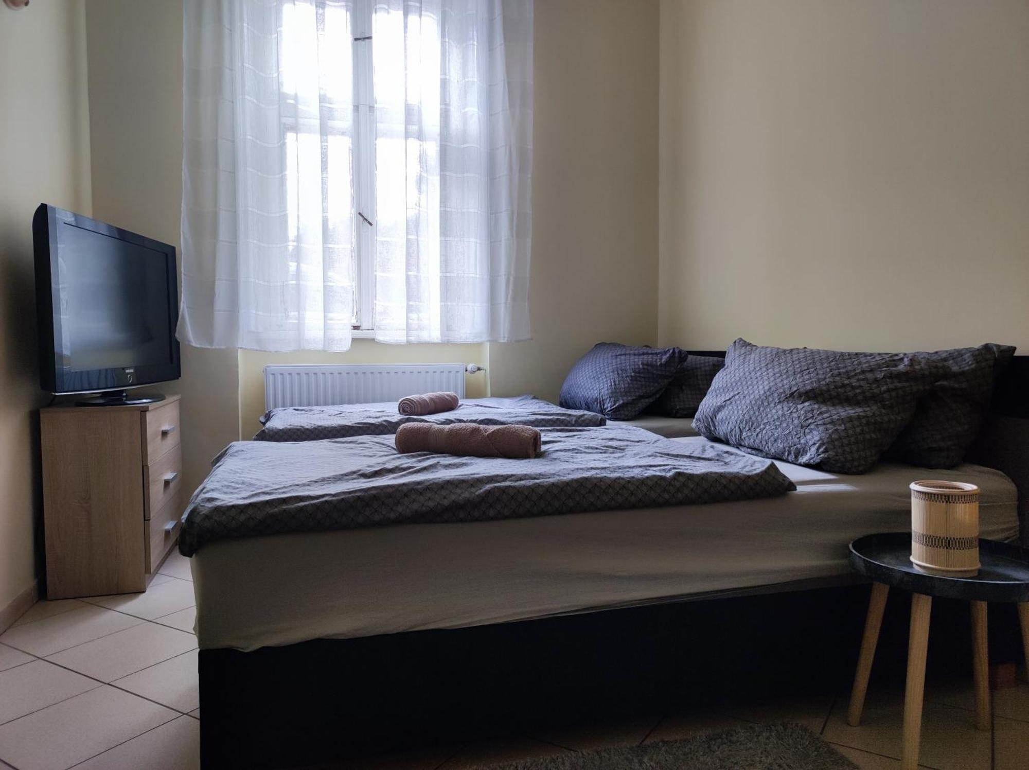 Váralja Vendégház Tata Extérieur photo
