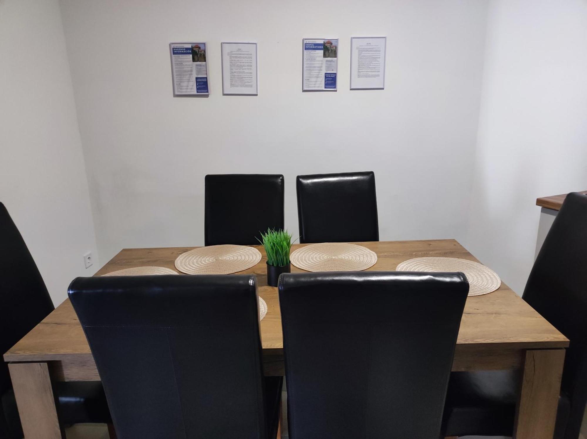 Váralja Vendégház Tata Extérieur photo
